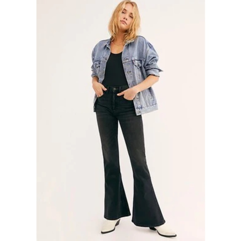 BOYISH | The Kingsley High Rise Flare Jeans in The Hustler Washed Black, Size 29